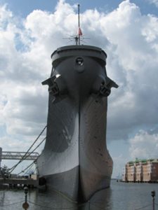 uss wisconsin bow