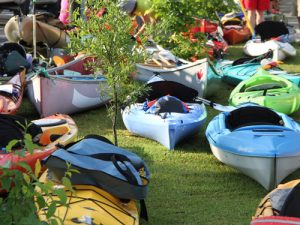 paddle-for-border kayaks