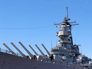 uss wisconsin guns